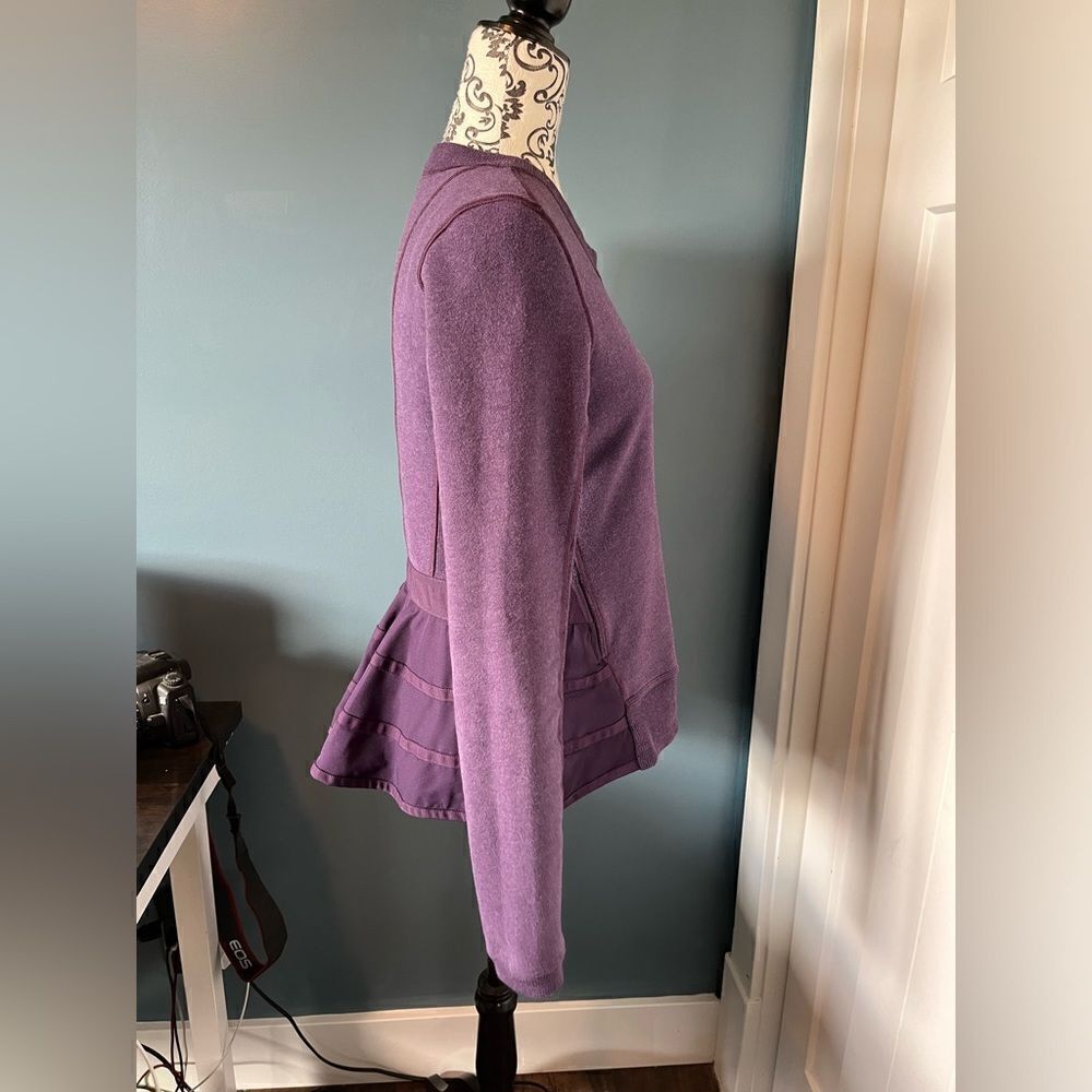 💜Lululemon Ruffled Up Pullover💜 - Picture 7 of 7